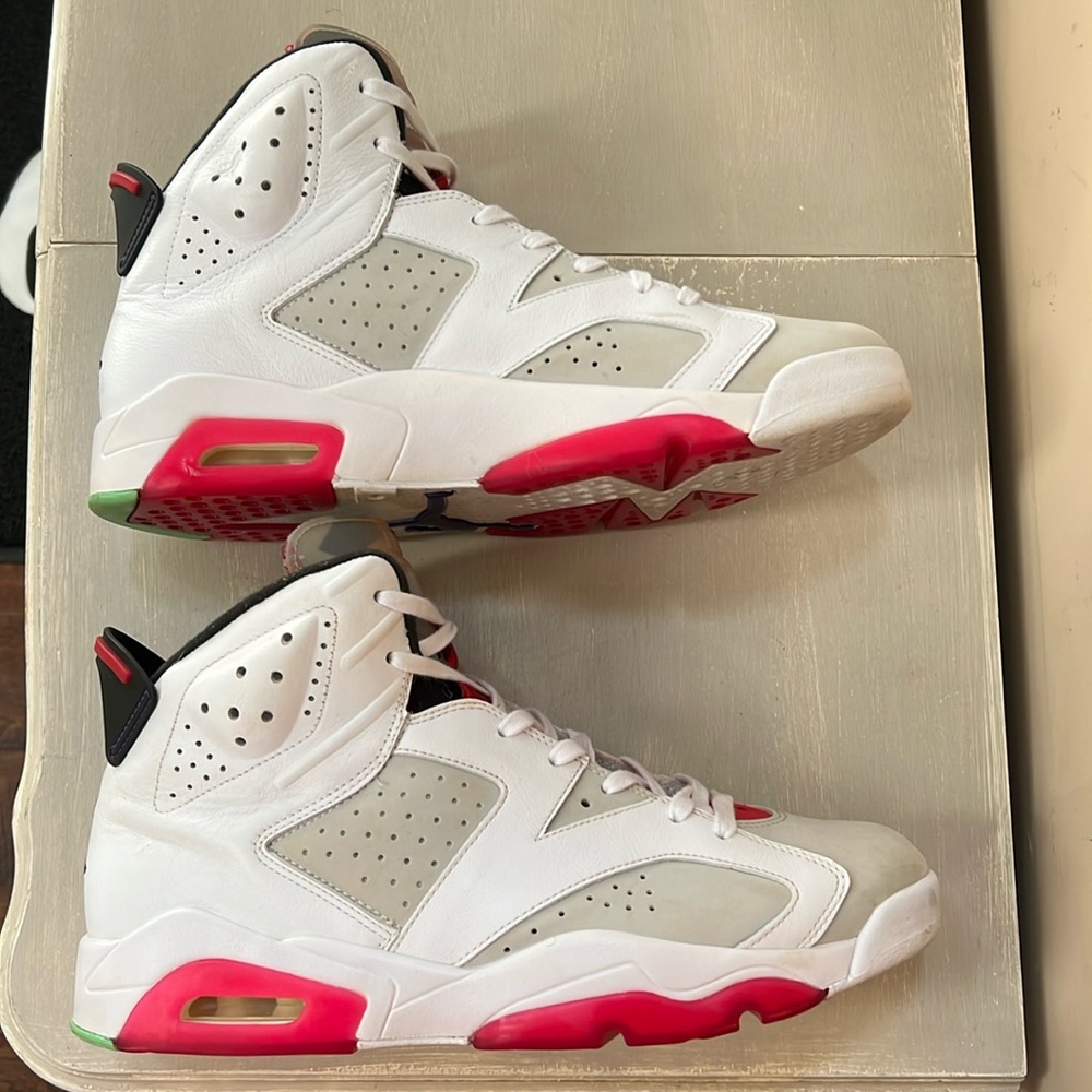 Jordan 6 Retro "Hare”